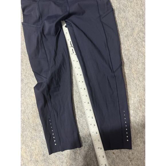 Lululemon Fast Free Crop II Womens Size 4 Nulux 19" Midnight Navy Run Workout - Picture 4 of 5